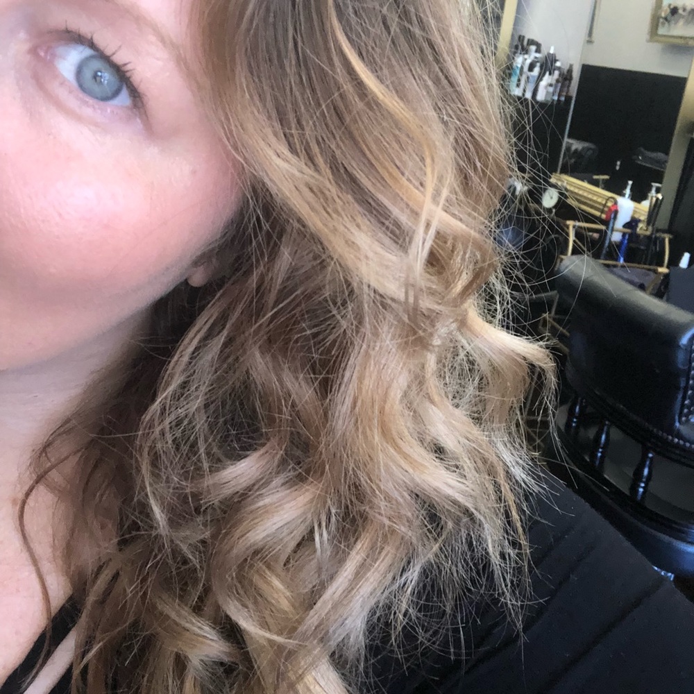 Bio Ionic Long Barrel Curling Iron 1 inch - Picture 4 of 6